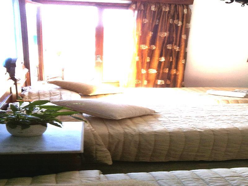 Emmanouela Studios & Villas 카르테라도스 외부 사진
